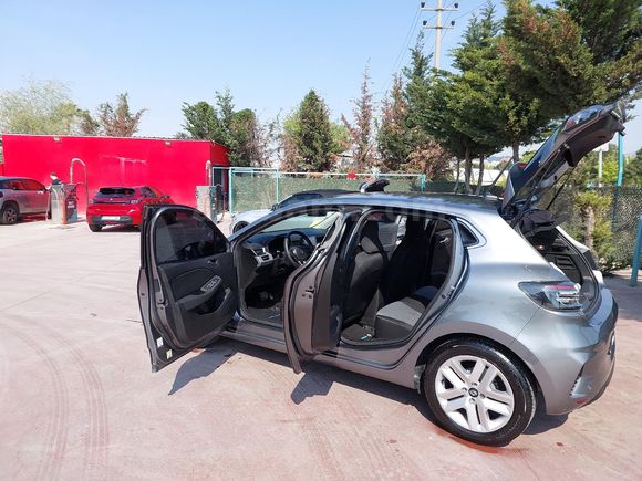Sahibinden Renault Clio 1.0 TCe Evolution 2024 Model