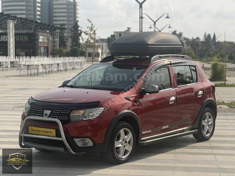 Galeriden Dacia Sandero 0.9 TCe Stepway 2018 Model Mersin 93.500 km Kırmızı