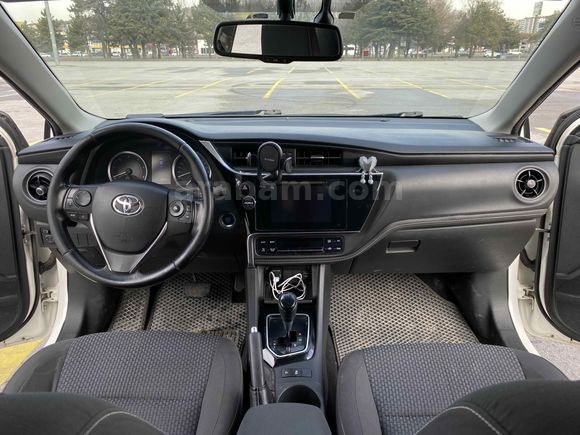 Sahibinden Toyota Corolla 1.4 D-4D Advance 2017 Model 