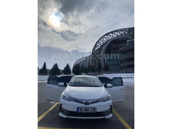 Sahibinden Toyota Corolla 1.4 D-4D Advance 2017 Model 