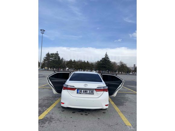Sahibinden Toyota Corolla 1.4 D-4D Advance 2017 Model 