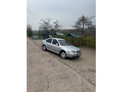 Sahibinden Değişensiz Otomatik Bora 2004 Model