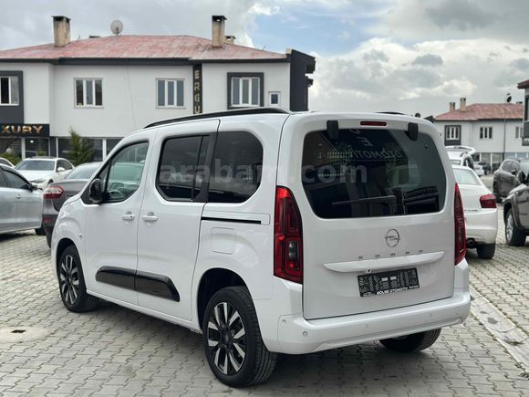 CAM TAVAN HATASIZ FUL+FUL  Opel Combo 1.5 CDTI Ultimate 2024 Model Van