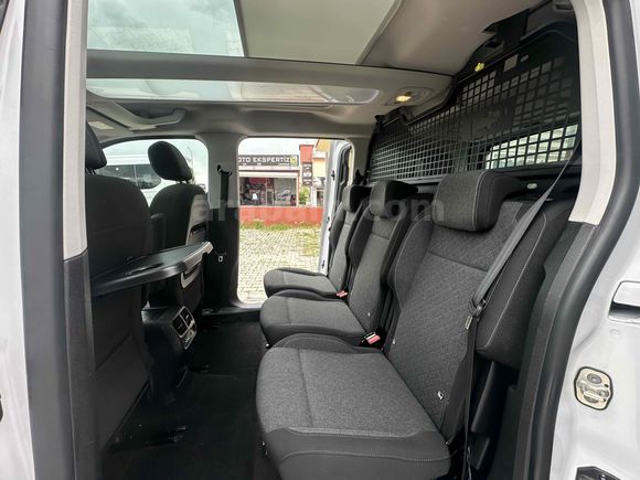 CAM TAVAN HATASIZ FUL+FUL  Opel Combo 1.5 CDTI Ultimate 2024 Model Van