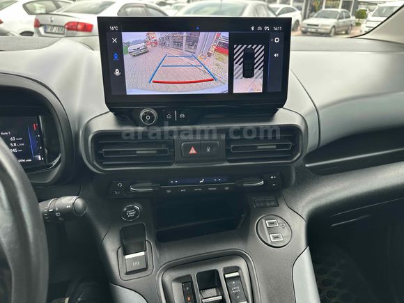 CAM TAVAN HATASIZ FUL+FUL  Opel Combo 1.5 CDTI Ultimate 2024 Model Van
