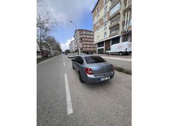 Sahibinden Renault Symbol 1.4 Authentique 2009 Model  126.000 km Gri (titanyum)