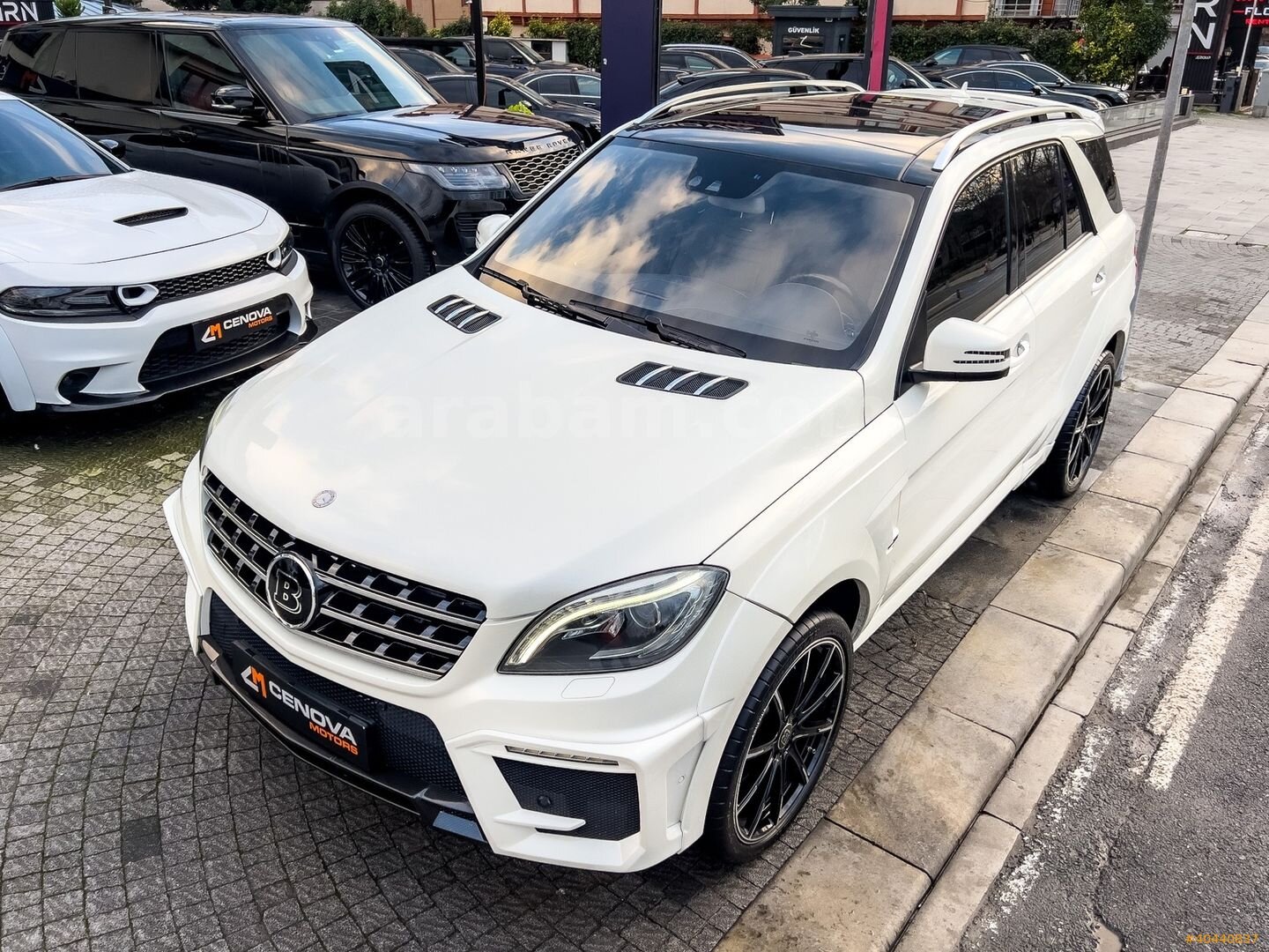 Galeriden Mercedes - Benz ML 63 AMG 2012 Model İstanbul 107.000 km Beyaz 7