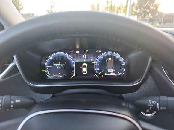 Sahibinden Toyota Corolla 1.8 Hybrid Flame X-Pack 2025 Model