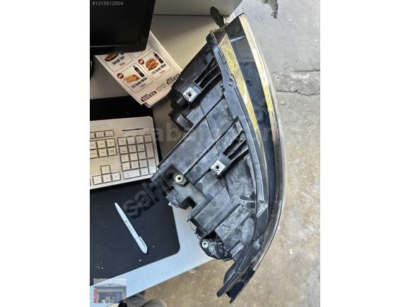 VW TRANSPORTER T7 SAĞ FAR ORJİNAL CİKMA