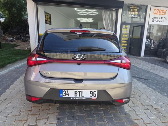 2022  Hyundai i20 1.4 MPI Stylel