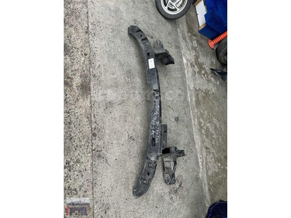 VW TRANSPORTER ÖN PANEL ORJİNAL CİKMA HATASIZ TEMİZ
