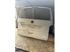 VW TRANSPORTER T7 BAGAJ KAPAGİ ORJİNAL CİKMA