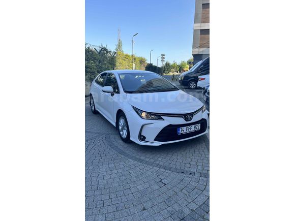 Sahibinden Toyota Corolla 1.5 Dream 2022 Model 
