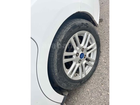 Sahibinden Ford Tourneo Courier 1.6 TDCi Titanium Plus 2017 Model 