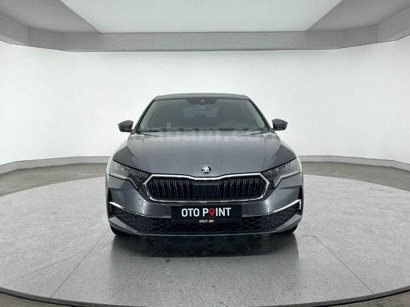 otomobil Skoda Octavia Sedan 1.5 TSI mHEV Premium DSG