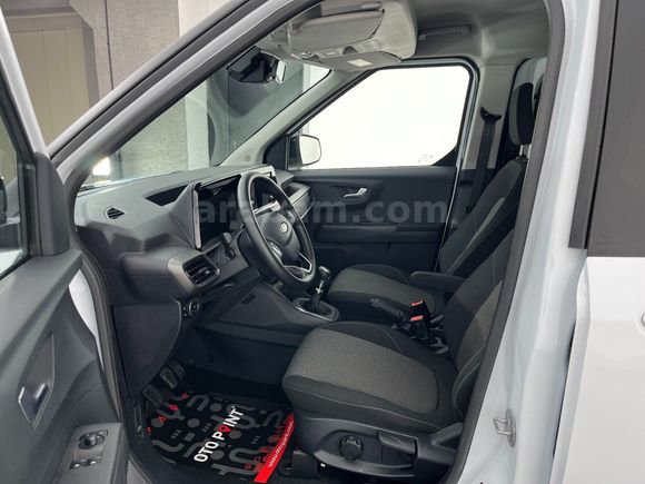 otomobil Ford Tourneo Courier Kombi 1.5 EcoBlue Deluxe