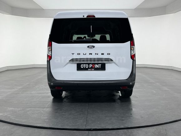 otomobil Ford Tourneo Courier Kombi 1.5 EcoBlue Deluxe