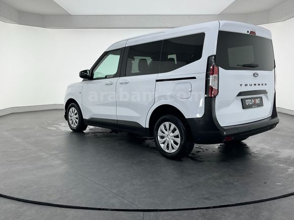 otomobil Ford Tourneo Courier Kombi 1.5 EcoBlue Deluxe