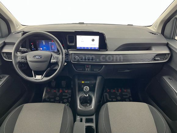 otomobil Ford Tourneo Courier Kombi 1.5 EcoBlue Deluxe