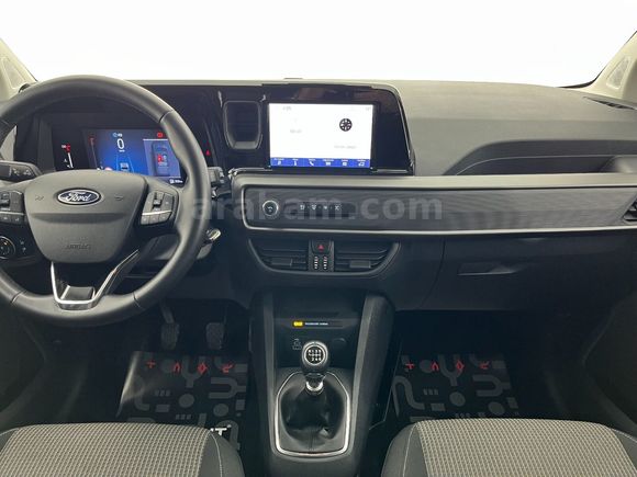 otomobil Ford Tourneo Courier Kombi 1.5 EcoBlue Deluxe