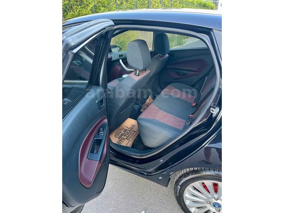 Memurdan Ford Fiesta 1.4 Titanium