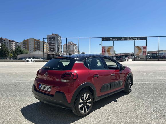 Sahibinden Citroen C3 Shine CAM TAVAN 2019 Model  Düşük KM