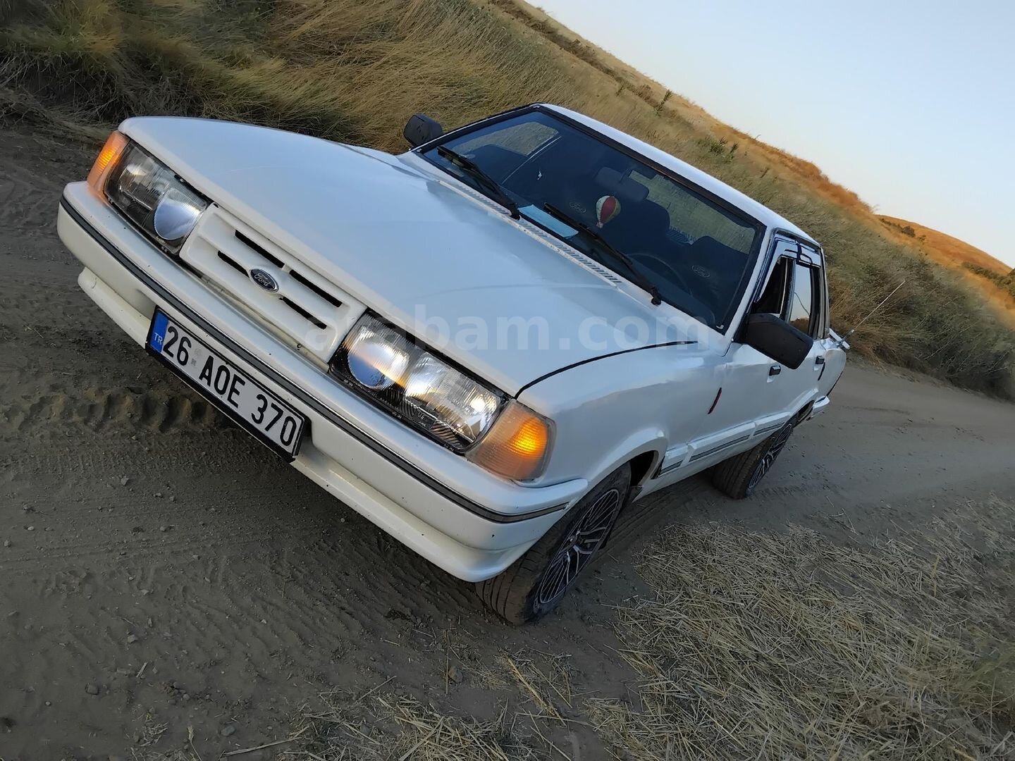 Sahibinden Ford Taunus 2.0 GTS 1990 Model Eskişehir 288.000 km Beyaz 1