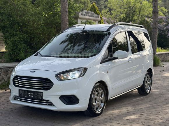Galeriden Ford Transit Courier 1.5 TDCi Deluxe 2022 Model Afyonkarahisar