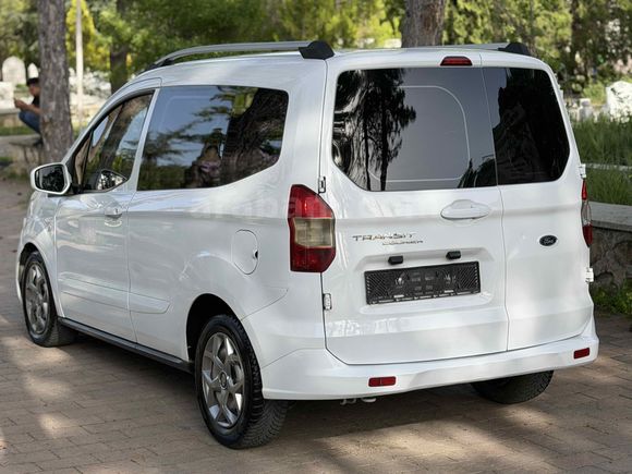 Galeriden Ford Transit Courier 1.5 TDCi Deluxe 2022 Model Afyonkarahisar