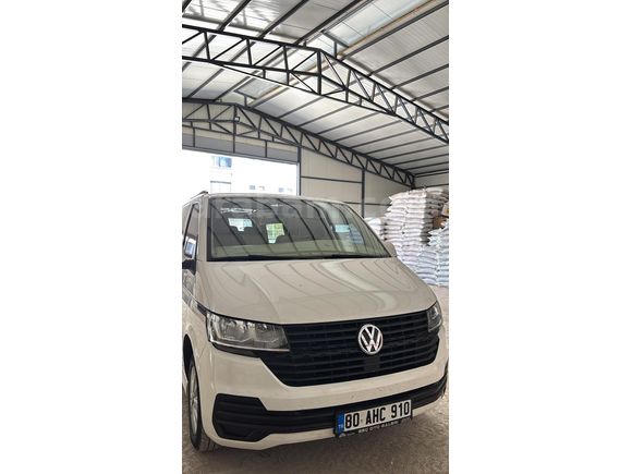 Sahibinden Hatasız boyasız vip Volkswagen Transporter 2.0 TDI Camlı Van Comfortline 2021 Model