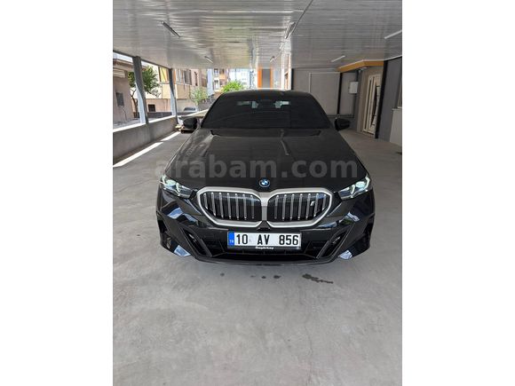 İlk Sahibinden BMW İ5 eDrive40 M sport (Özel Plaka) 9325 Km'de