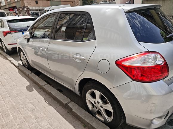Temiz Toyota Auris