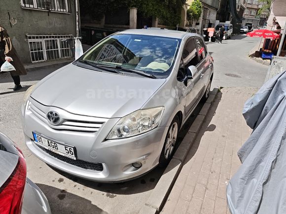 Temiz Toyota Auris