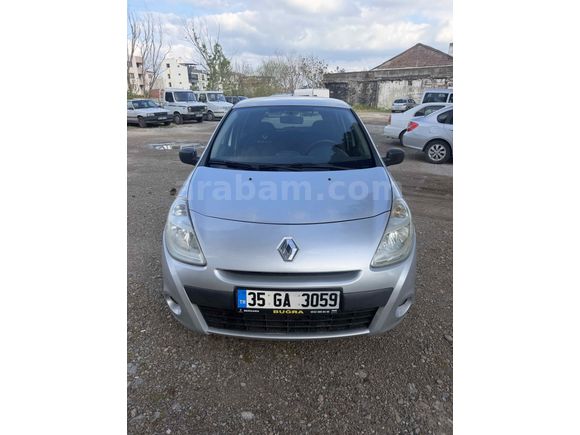 Galeriden Renault Clio 1.5 dCi Authentique 2010 Model İzmir