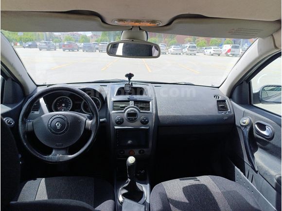 Sahibinden Satılık Temiz Renault Megane 1.5 dCi Dynamique 2005 Model