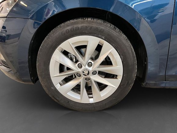 otomobil Skoda Octavia 1.5 TSI e-Tec Premium DSG