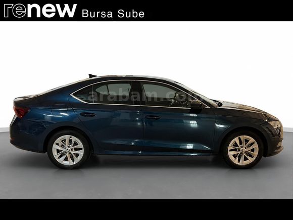 otomobil Skoda Octavia 1.5 TSI e-Tec Premium DSG