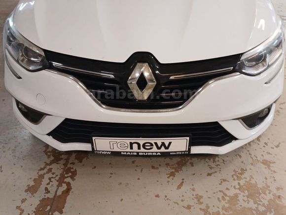 otomobil Renault Megane 1.5 BluedCi Joy EDC (E)
