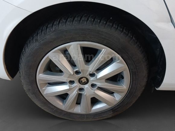 otomobil Renault Megane 1.5 BluedCi Joy EDC (E)