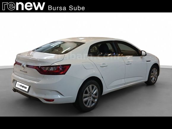 otomobil Renault Megane 1.5 BluedCi Joy EDC (E)