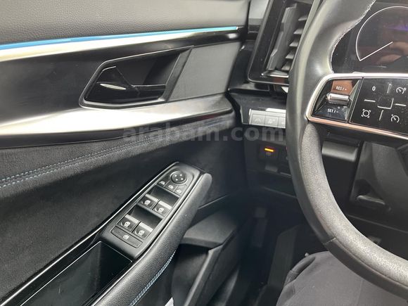 otomobil Renault Austral 1.3 Mild Hybrid Techno Esprit Alpine