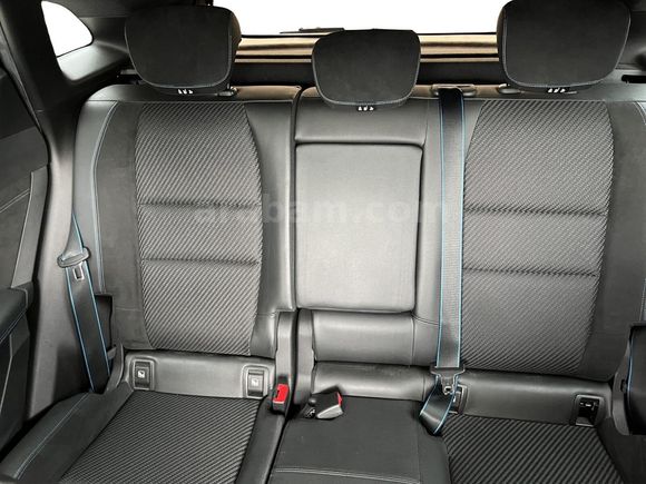 otomobil Renault Austral 1.3 Mild Hybrid Techno Esprit Alpine