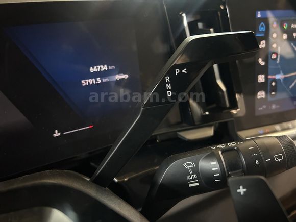 otomobil Renault Austral 1.3 Mild Hybrid Evolution