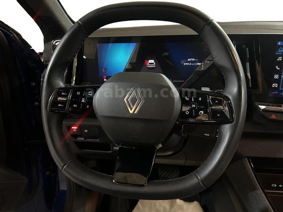 otomobil Renault Austral 1.3 Mild Hybrid Evolution