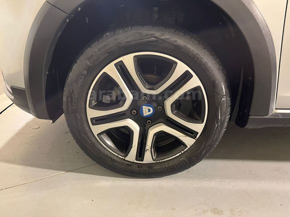otomobil Dacia Sandero Hatchback 1.0 Tce Eco-G Stepway