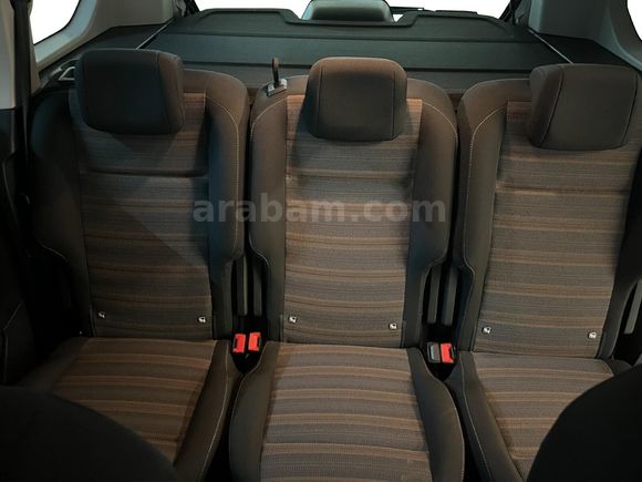 otomobil Opel Combo Kombi 1.5 CDTI Ultimate Otomatik