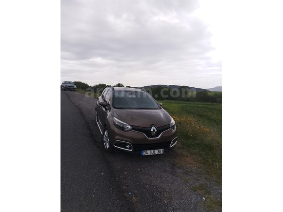 SAHİBİNDEN TEMİZ AİLE ARACİ RENAULT CAPTUR