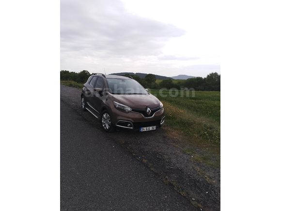 SAHİBİNDEN TEMİZ AİLE ARACİ RENAULT CAPTUR