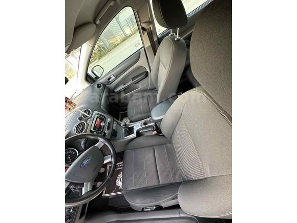 Sahibinden Ford Focus 1.6 TDCi Titanium 2010 Model 