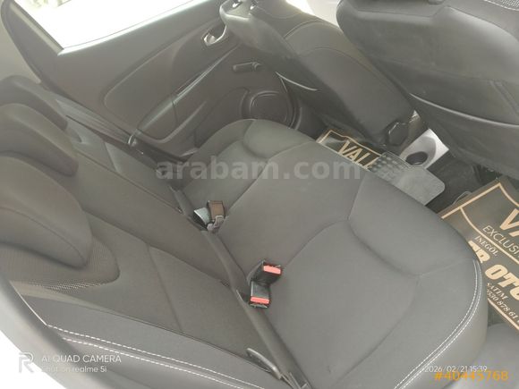 YENİ MUAYNE OTOMATİK 2019 RENAULT CLİO 1.5 DCI (TOUCH)